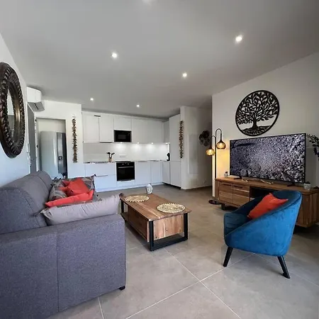 A Marina, Vue Imprenable Site Privilegie アパート